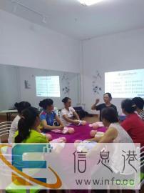 专业月嫂、育婴师，为各个阶段的宝宝量身定制专业服务