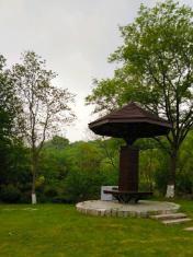 月休四天，工资6000