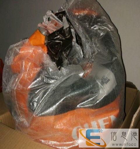 狗被车撞死了，转让才买的狗粮