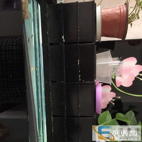 自粘一米大鱼缸缸