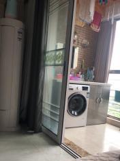 招聘住家保姆一名