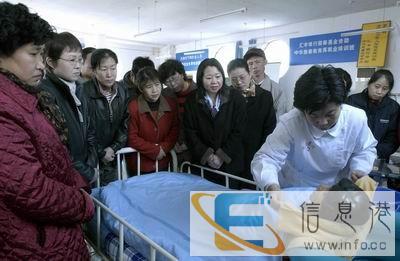 周边的家政公司电话名流家政服务