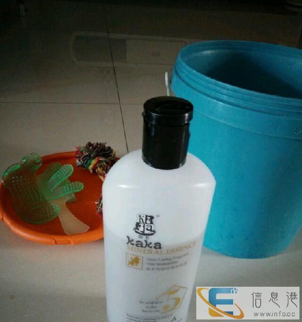 便宜出售 新狗笼，狗粮，狗用品 刚用半个月