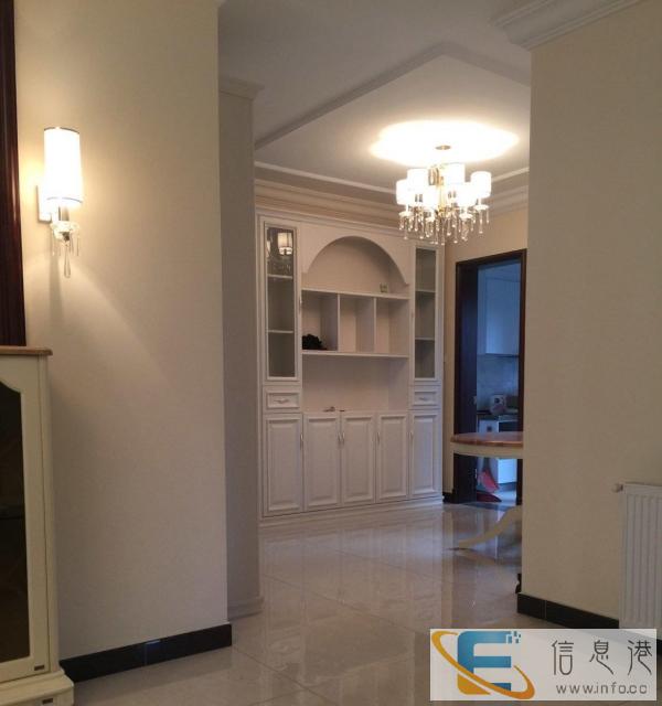 身体健康，擅长做饭，有育儿经验的阿姨