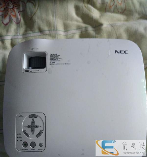 进口投影仪低价出售