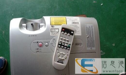 转让一台公司开会高清爱普生投影机