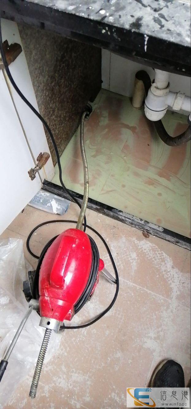 广州市专业机器疏通厕所,下水道,车清理化粪池收费便宜