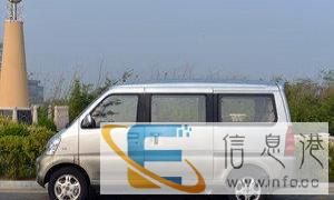 面包车出租 佳宝V80五菱荣光北汽威望等