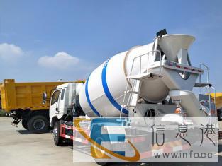 大运搅拌车厂家直销5方6方小型混凝土搅拌车特价出售