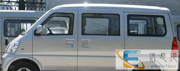 24小时出租2辆五菱荣光七座面包车带司机