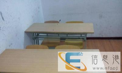 低价出售，学生课桌椅、黑板、监控设备、投影仪等
