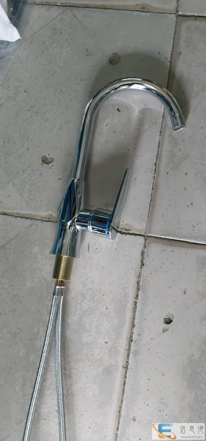 沈师傅专业疏通下水道水电打孔太阳能瓦工防水