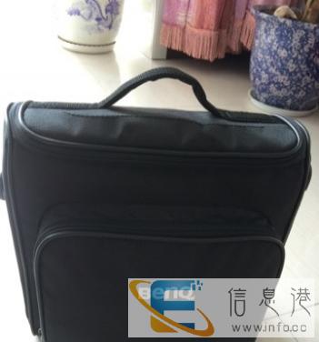 明基MX615 投影仪