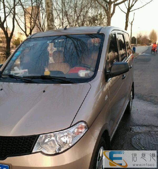 五菱面包车带司机长短途包车，带货接送人