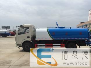 东风多利卡洒水车