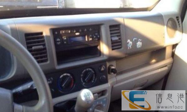 本人一辆面包车可拉人可送货搬家此帖子长期有效