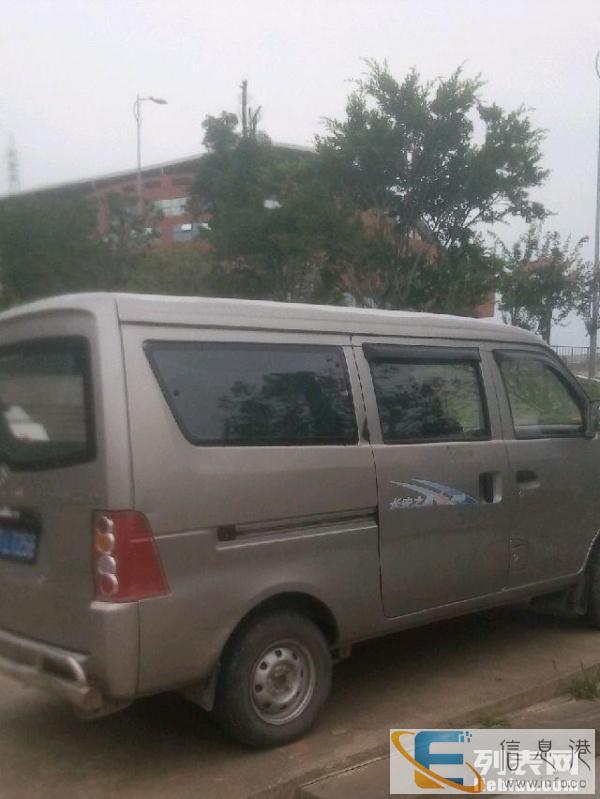 460面包连人带车出租