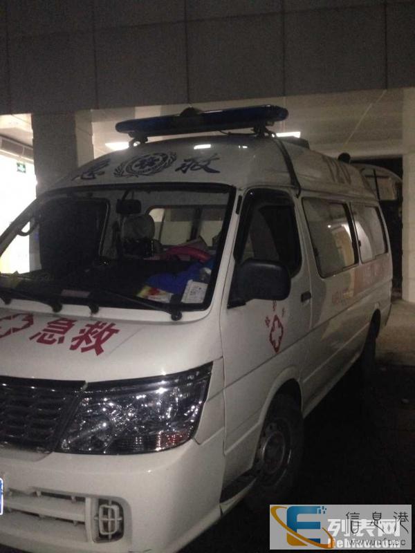 专业接送危重病人出入回家治疗回家手术出院转院