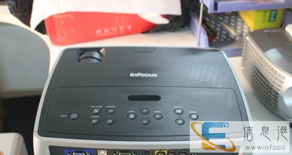 特价投影机 富可视IN24 EP 办公投影仪低价包邮