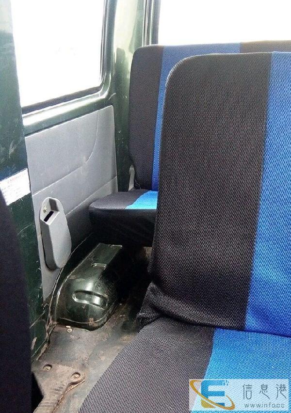 出租面包车带司机