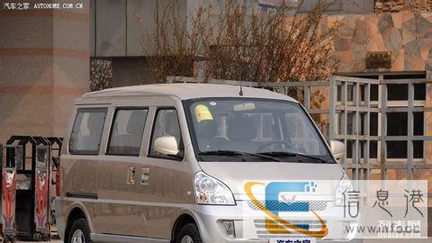 8座荣光面包车出租接送