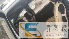 不到3年的前驱动7座SUV低价出售