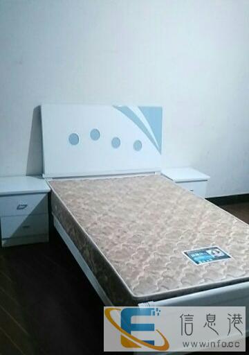 1.2米9.8成新单人床转让