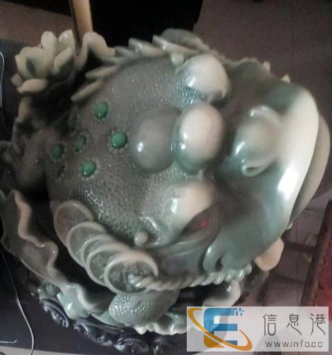 金蟾纳才摆件转让