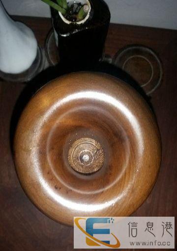 金丝楠花瓶