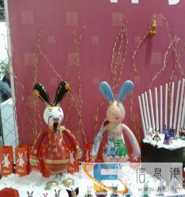 家庭装饰亲子雕塑