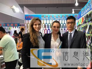 各行业,多语种,现场口译,文件笔译等English