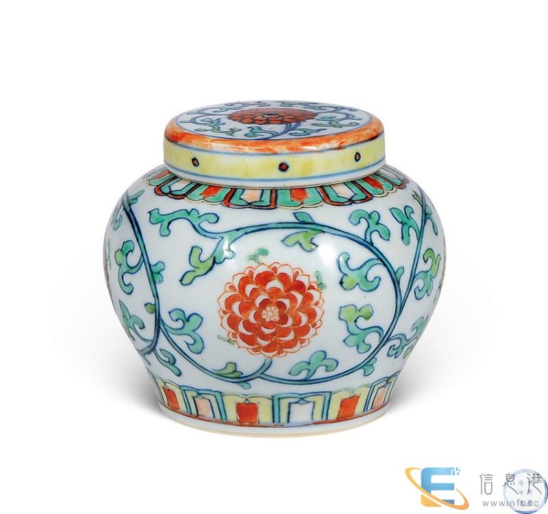 斗彩团菊罐文物鉴定中心