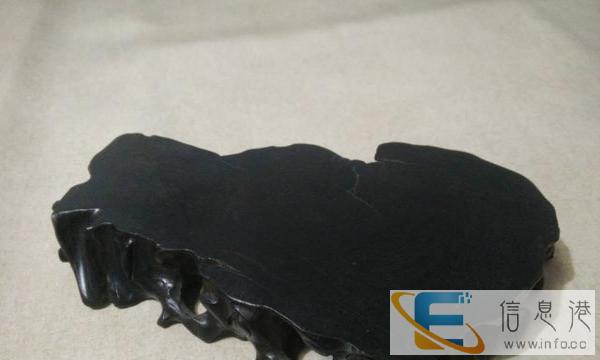 印尼黑光檀摆件底座，急用钱给妈妈看病，谢谢