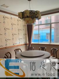 实木餐桌，装饰瓦片出售