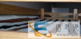 全新实木上下铺，物品完好，9.9成新