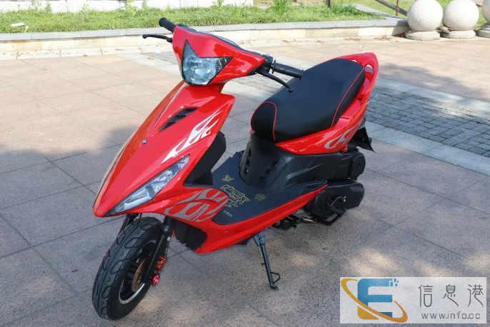 本市低价长期销售雅马哈鬼火踏板摩托.低价处理