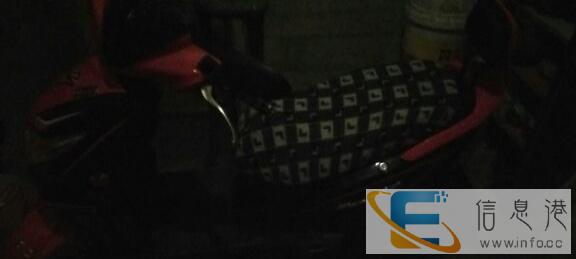 小刀双动力电动摩托