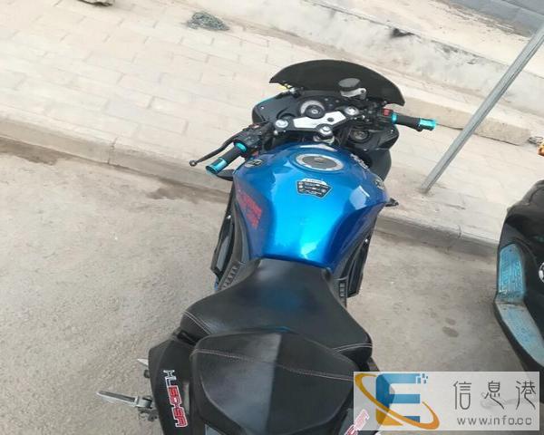 宗申国包一辆摩托车
