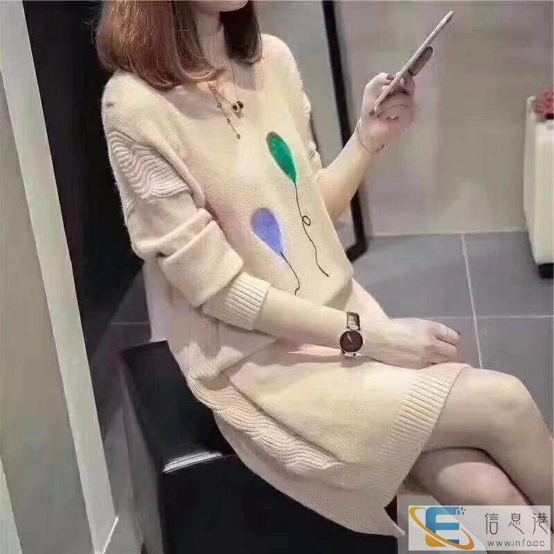 早夜市时尚男女服装批发秋冬装新款上市价格低廉