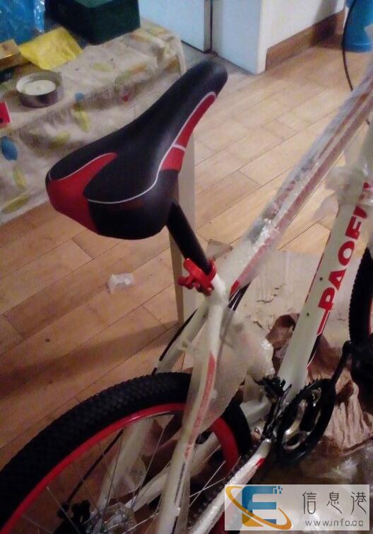 红色山地车低价出售