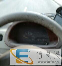 三轮摩托车四缸