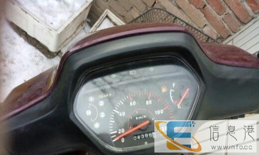 豪爵铃木110的机器