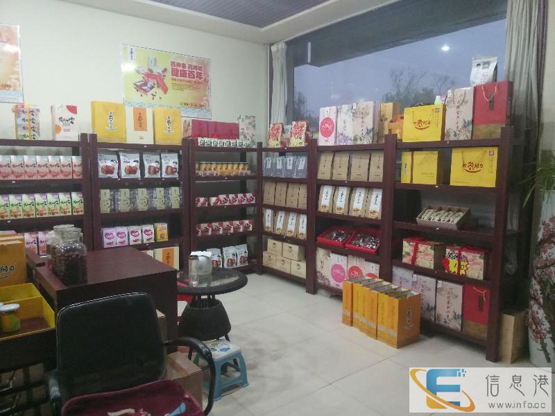 经营各种枣双陵春枣酒以及一系列白酒