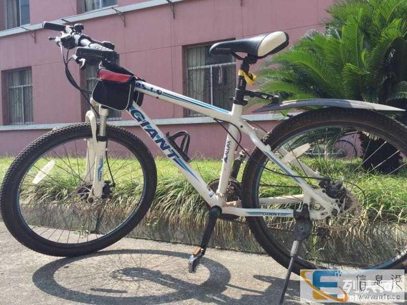 捷安特山地车,战神系列,双碟刹,九成新 工作调动,忍痛出