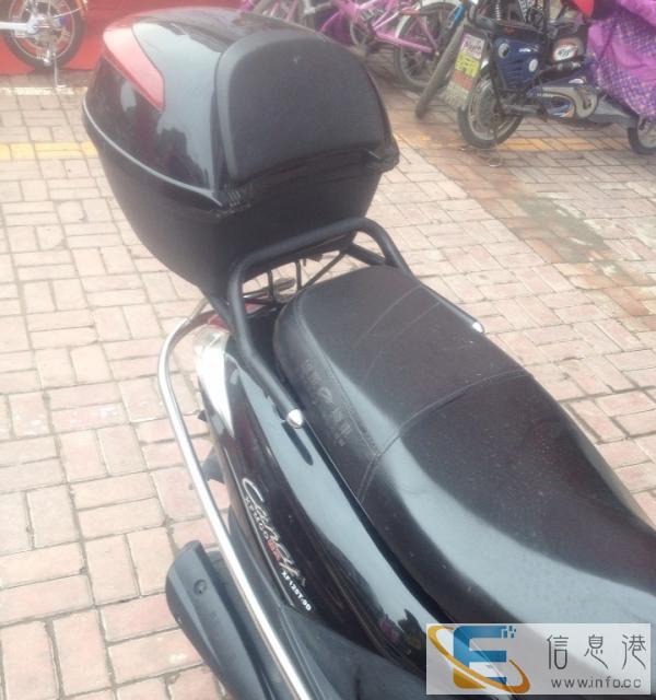 不到一年的摩托助力车