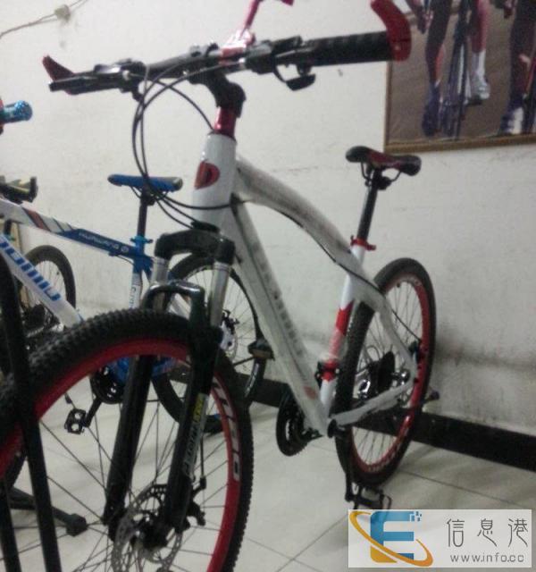 山地车变速自行车特价销售了