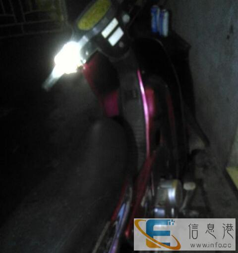 上海牌红叶摩托车