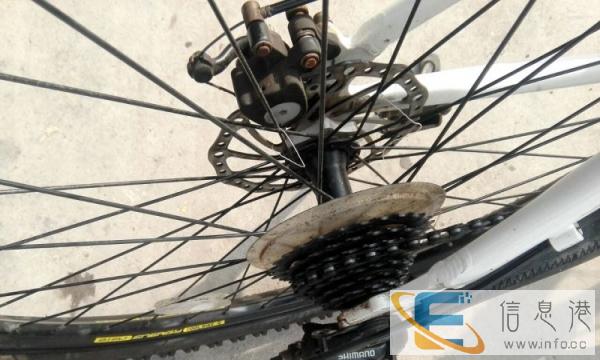 九成新MERNT山地碟刹铝合金自行车转让