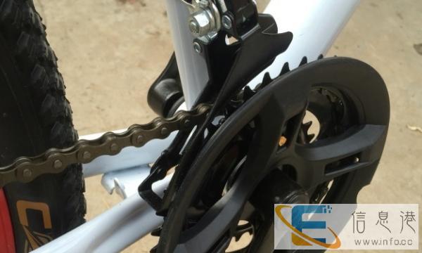 新买的自行车,99成色