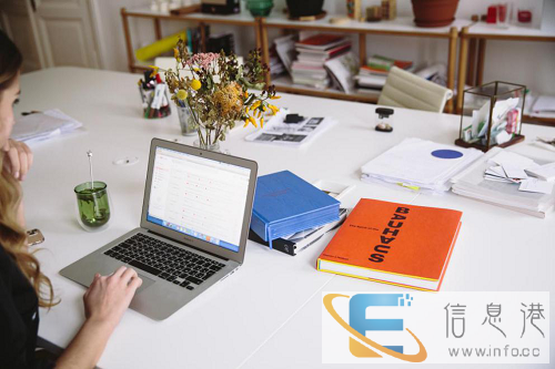 七平米 愿你的焦虑也是一束火花